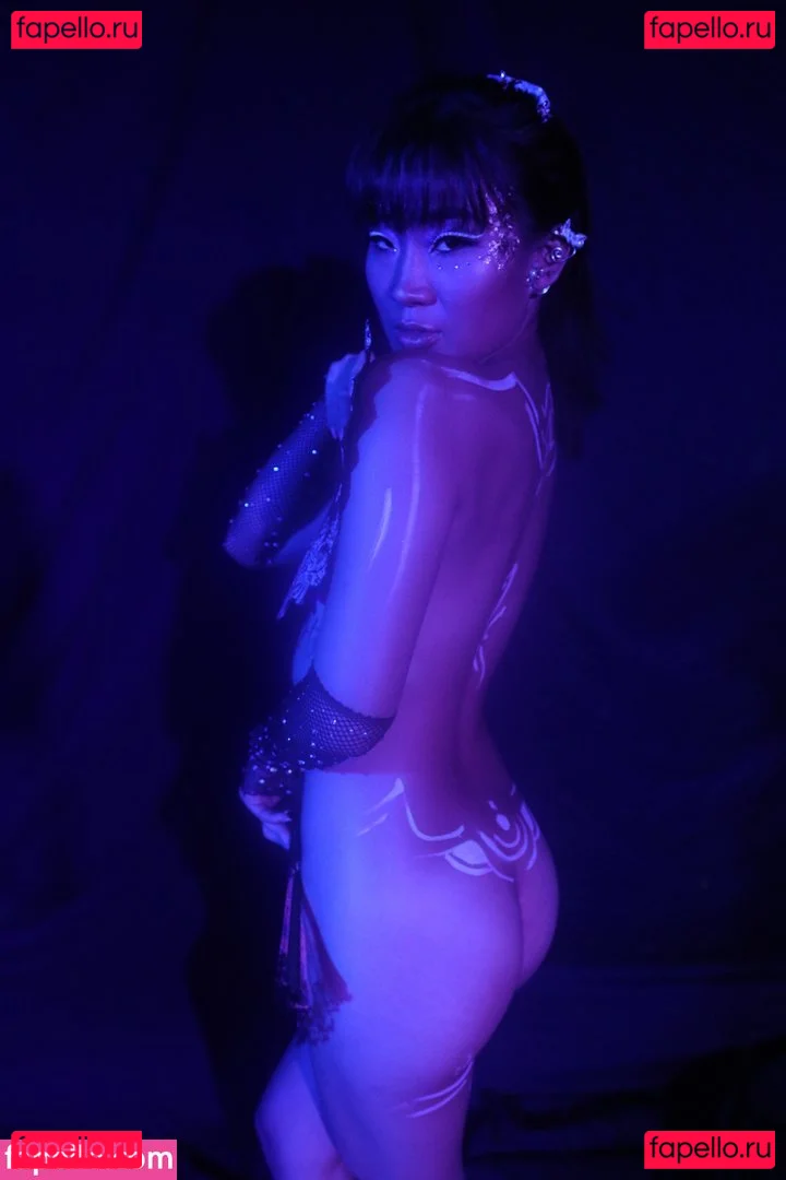 Jeannie Elise Mai Onlyfans Photo Gallery 