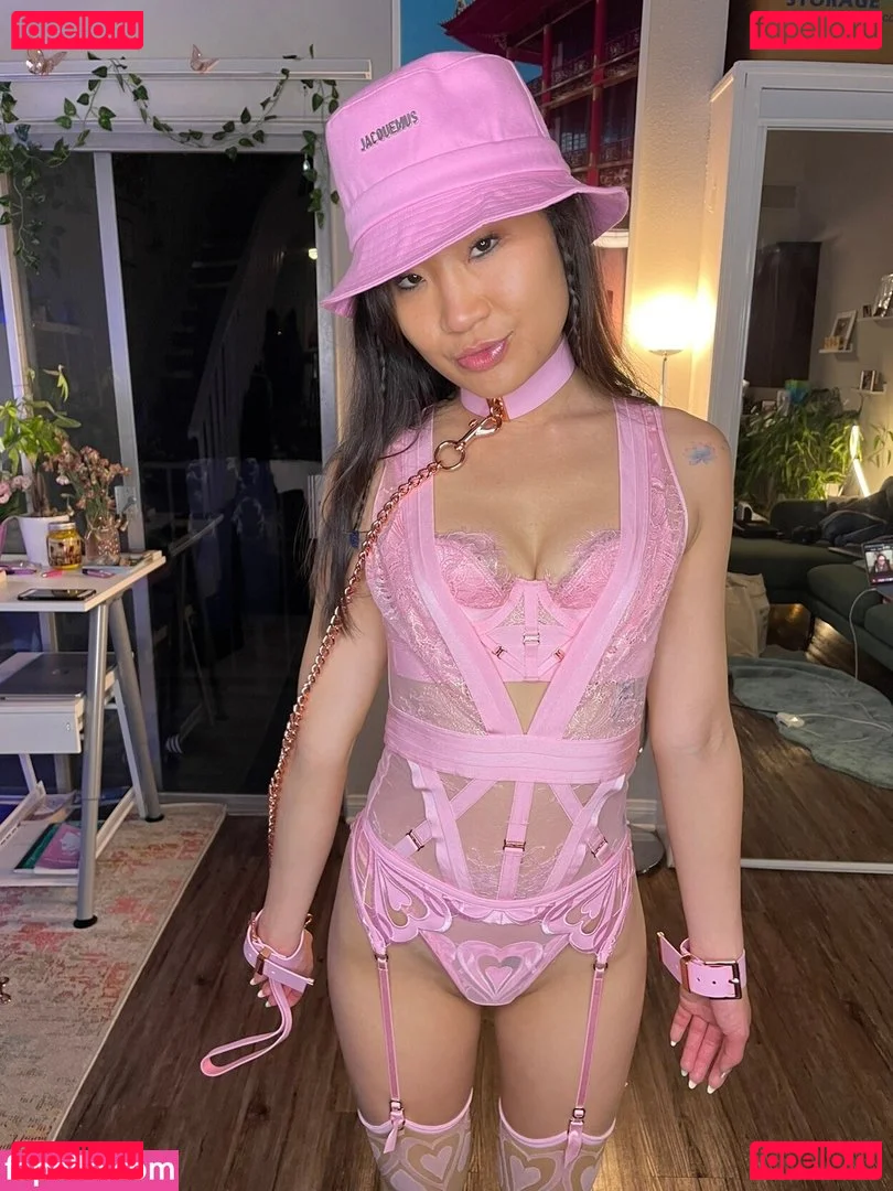 Jeannie Elise Mai Onlyfans Photo Gallery 