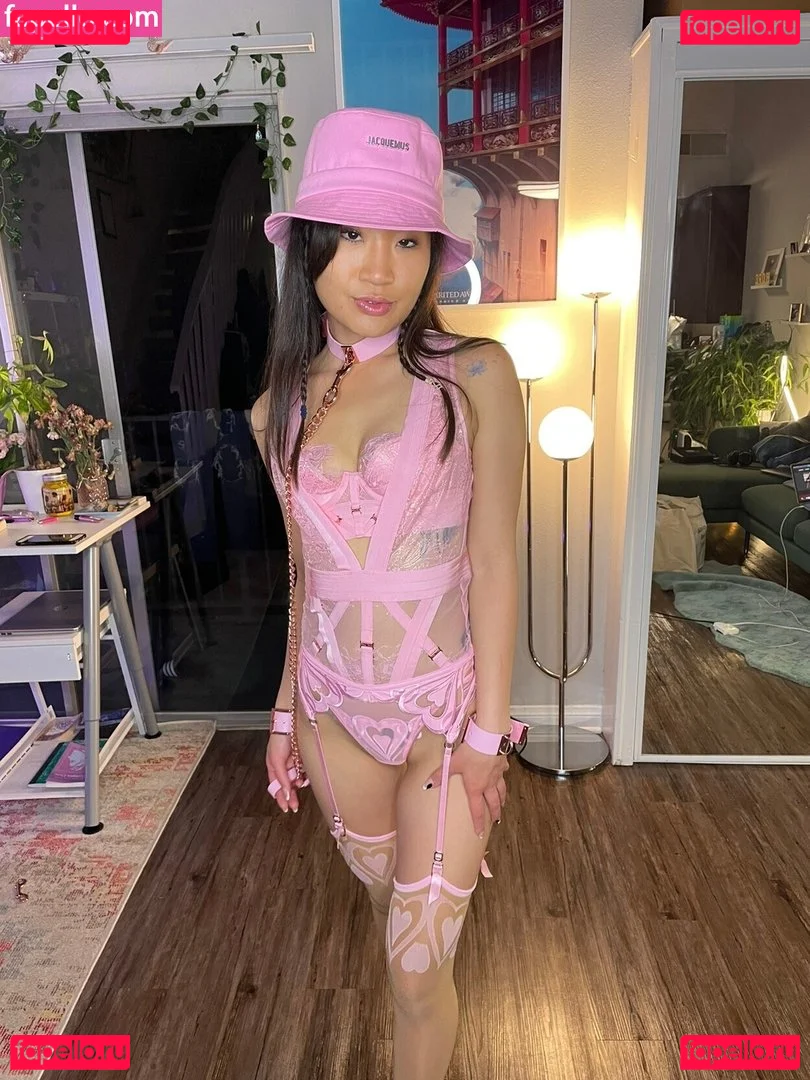 Jeannie Elise Mai Onlyfans Photo Gallery 