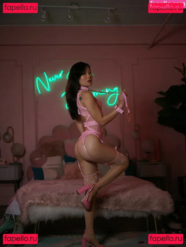 Jeannie Elise Mai Onlyfans Photo Gallery 