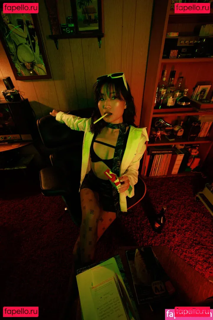 Jeannie Elise Mai Onlyfans Photo Gallery 