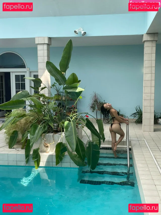 Jeannie Elise Mai Onlyfans Photo Gallery 