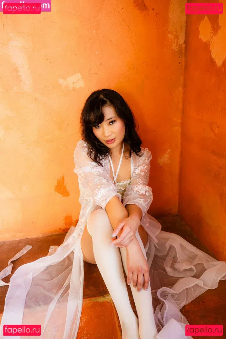 Jeannie Elise Mai Onlyfans Photo Gallery 