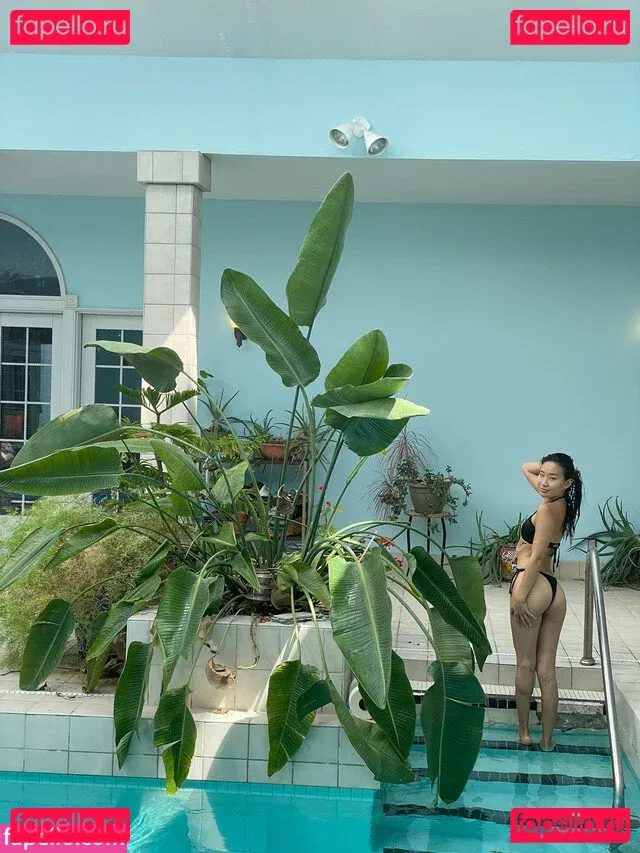 Jeannie Elise Mai Onlyfans Photo Gallery 