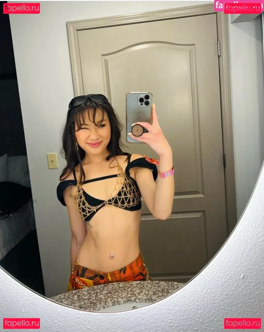 Jeannie Elise Mai Onlyfans Photo Gallery 