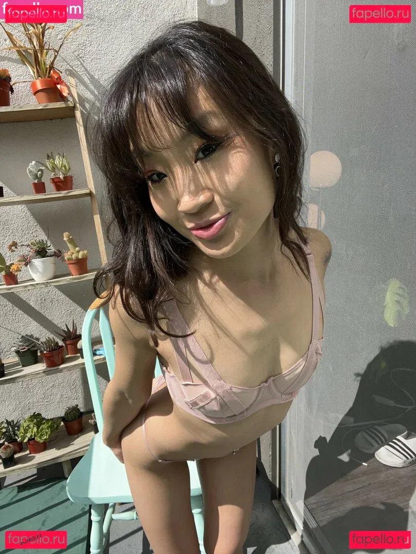 Jeannie Elise Mai Onlyfans Photo Gallery 