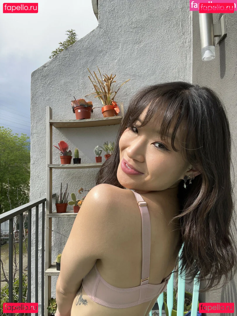 Jeannie Elise Mai Onlyfans Photo Gallery 