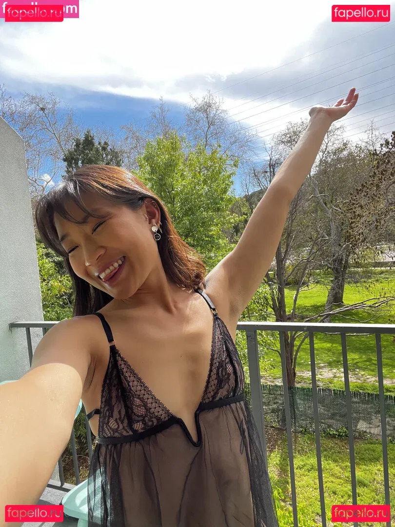 Jeannie Elise Mai Onlyfans Photo Gallery 