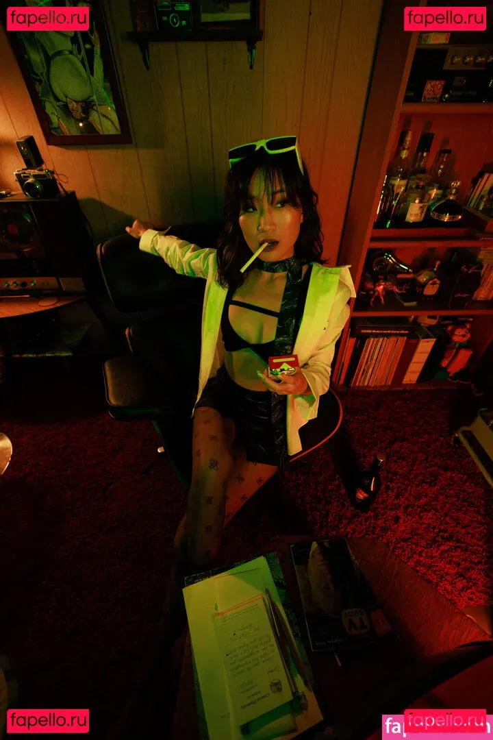 Jeannie Elise Mai Onlyfans Photo Gallery 