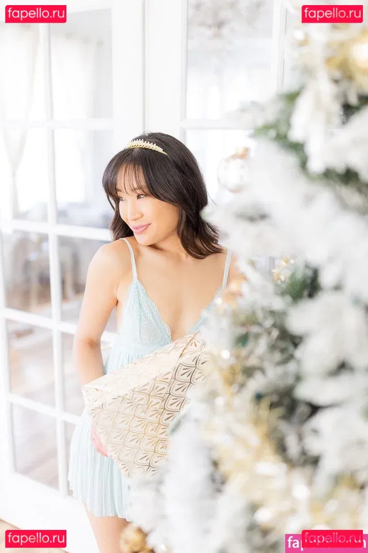 Jeannie Elise Mai Onlyfans Photo Gallery 