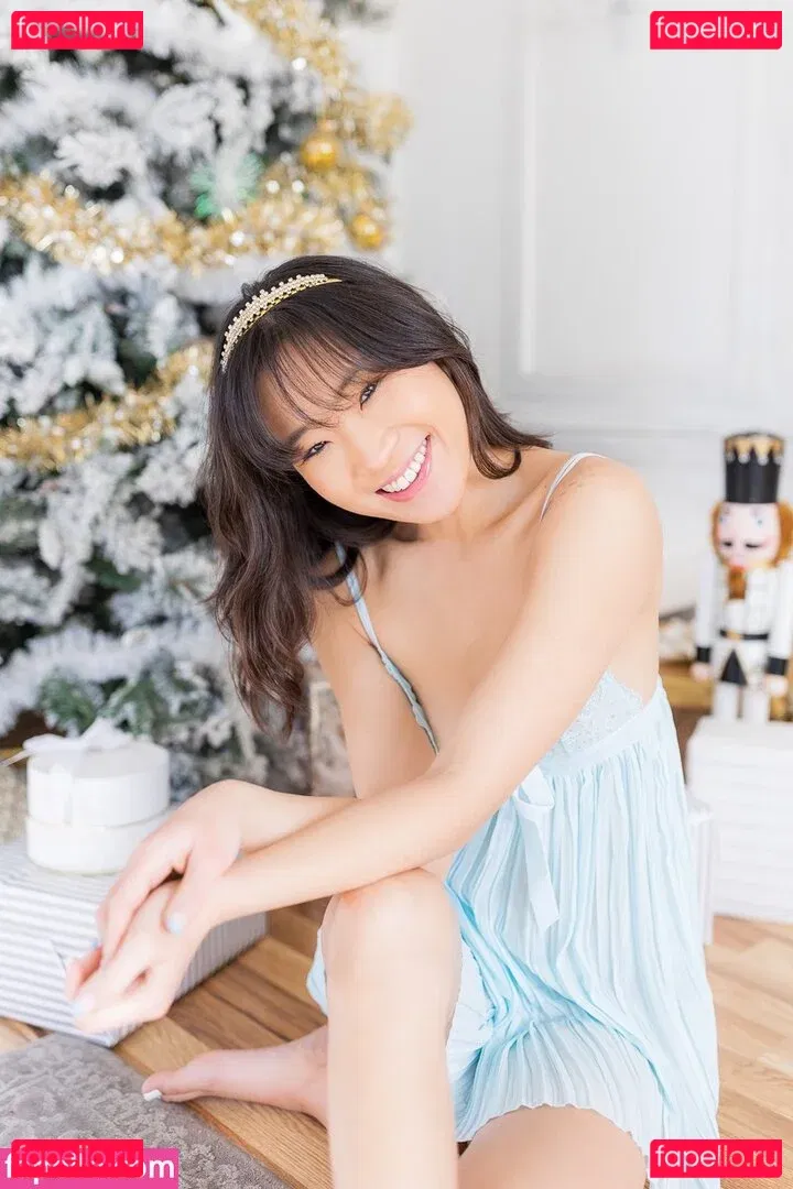 Jeannie Elise Mai Onlyfans Photo Gallery 