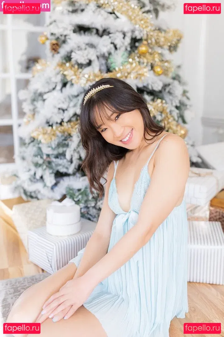 Jeannie Elise Mai Onlyfans Photo Gallery 