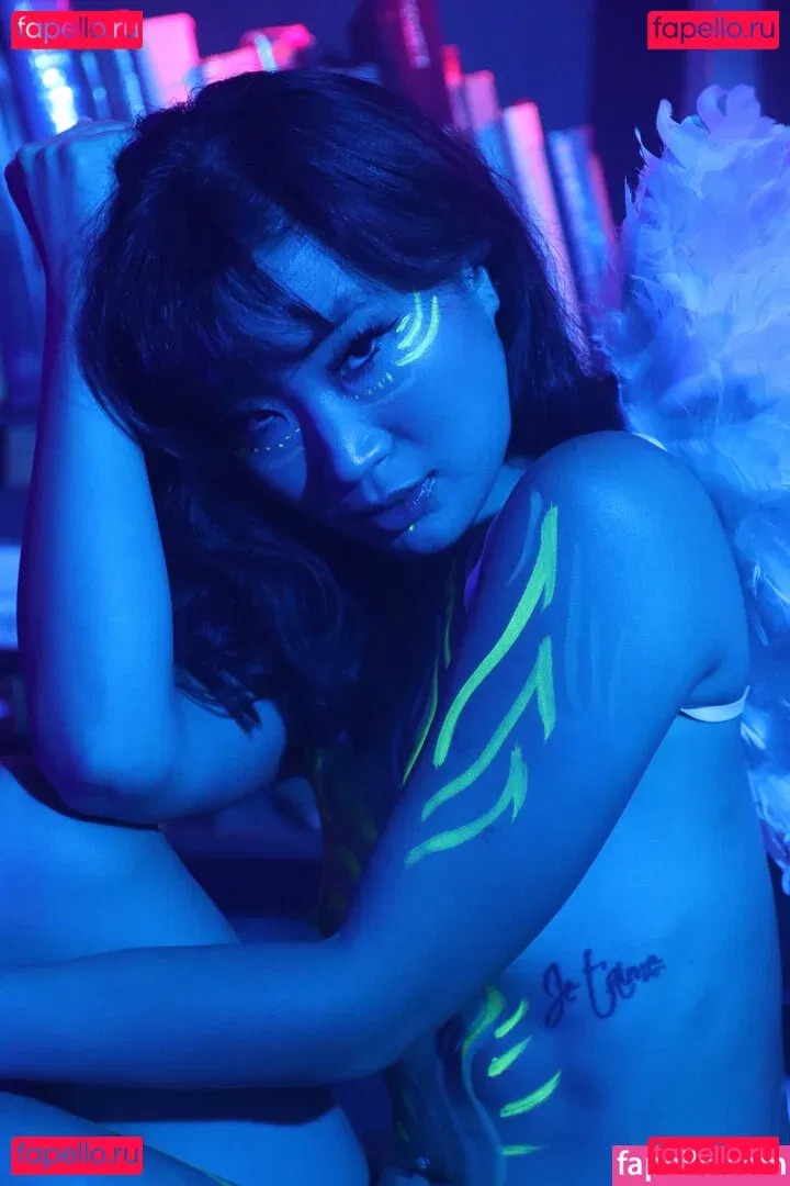 Jeannie Elise Mai Onlyfans Photo Gallery 