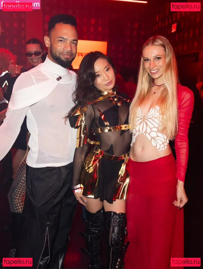 Jeannie Elise Mai Onlyfans Photo Gallery 