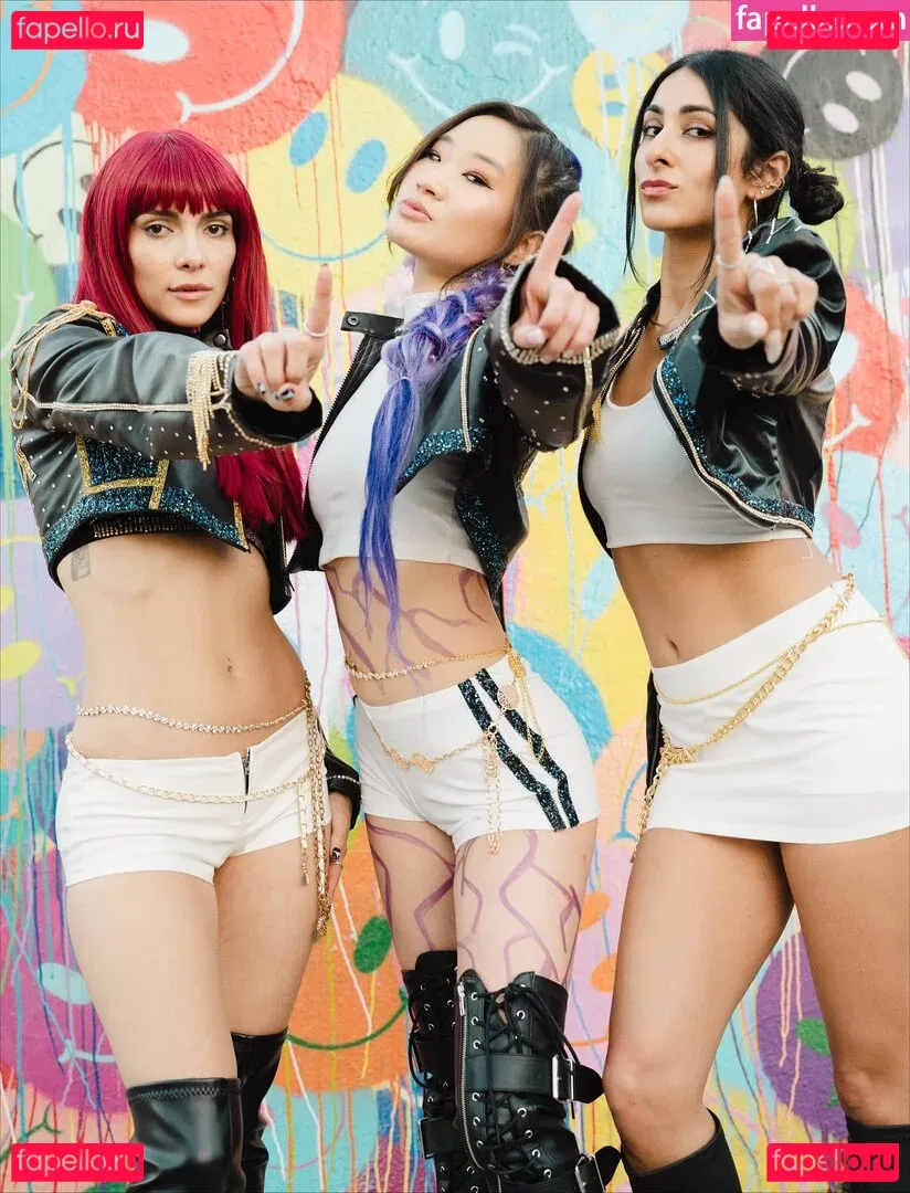 Jeannie Elise Mai Onlyfans Photo Gallery 