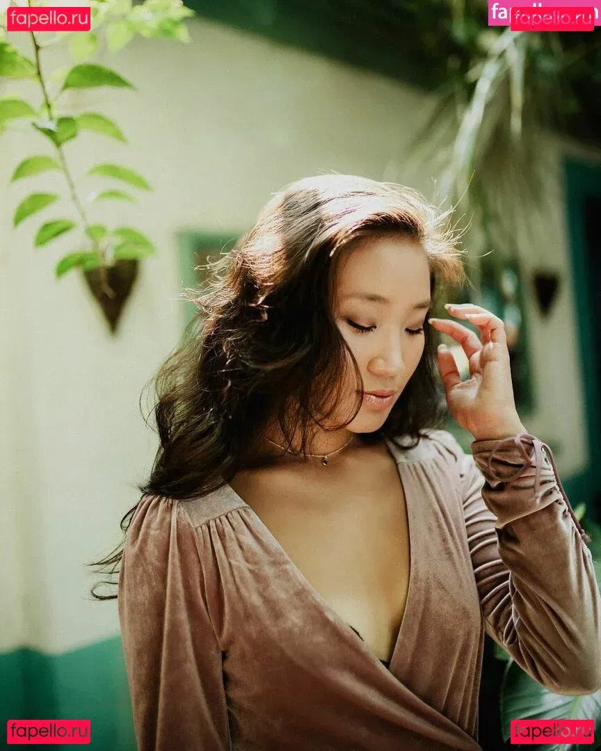 Jeannie Elise Mai Onlyfans Photo Gallery 