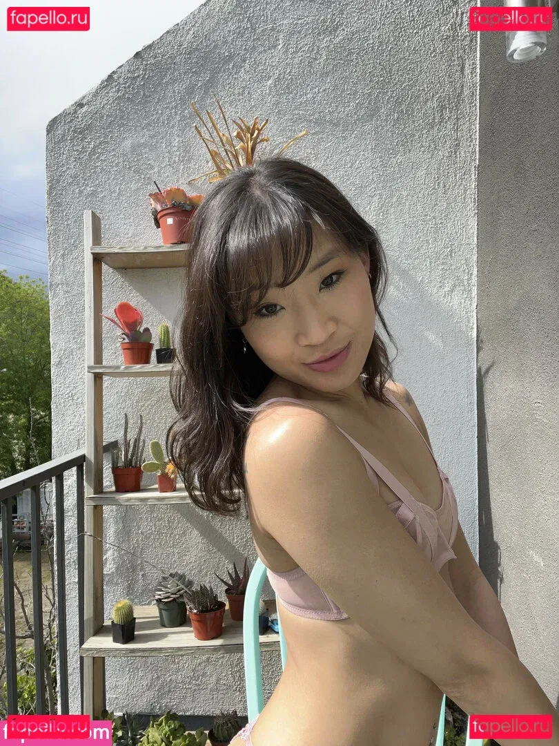 Jeannie Elise Mai Onlyfans Photo Gallery 