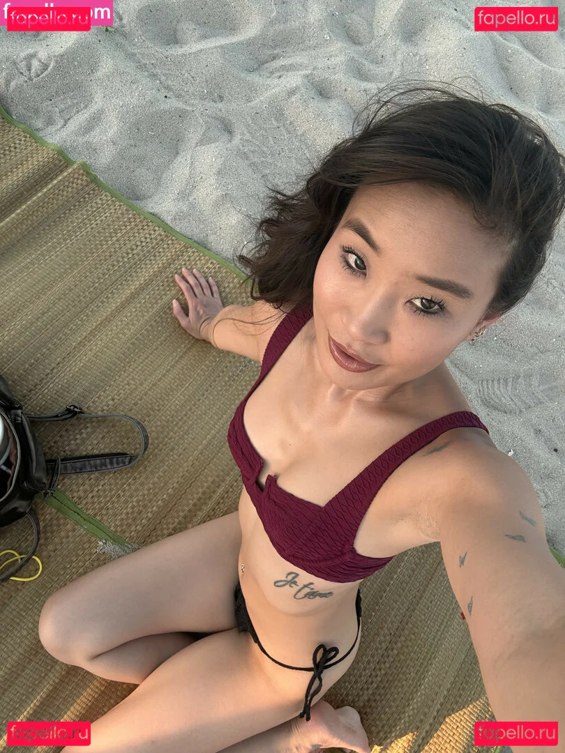 Jeannie Elise Mai Onlyfans Photo Gallery 