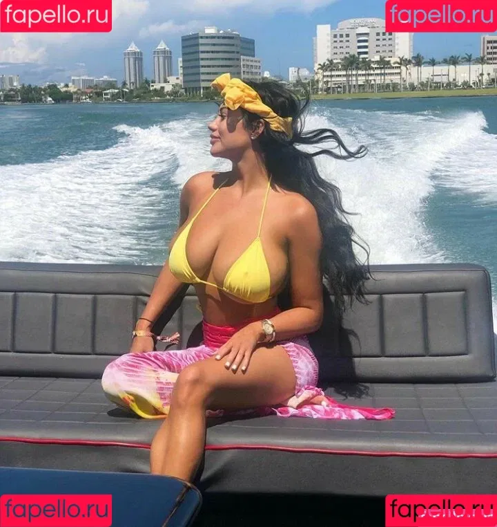 Aubrey Lynn Berg Onlyfans Photo Gallery 