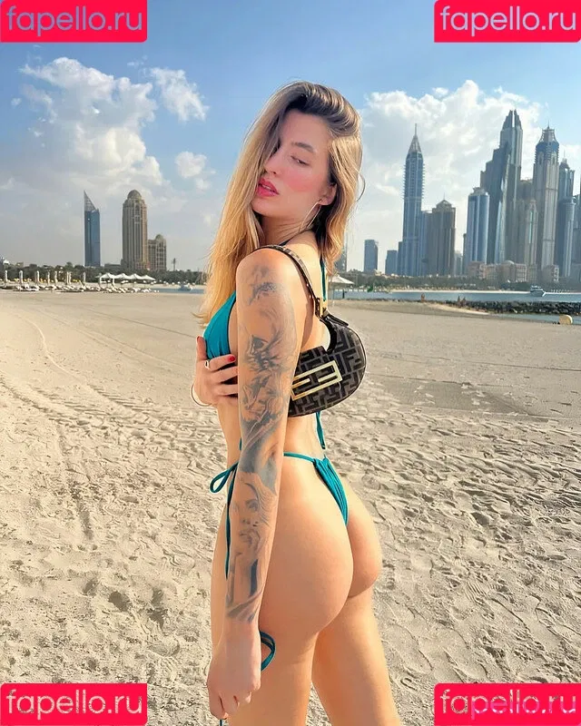 Raissa Bejar Onlyfans Photo Gallery 