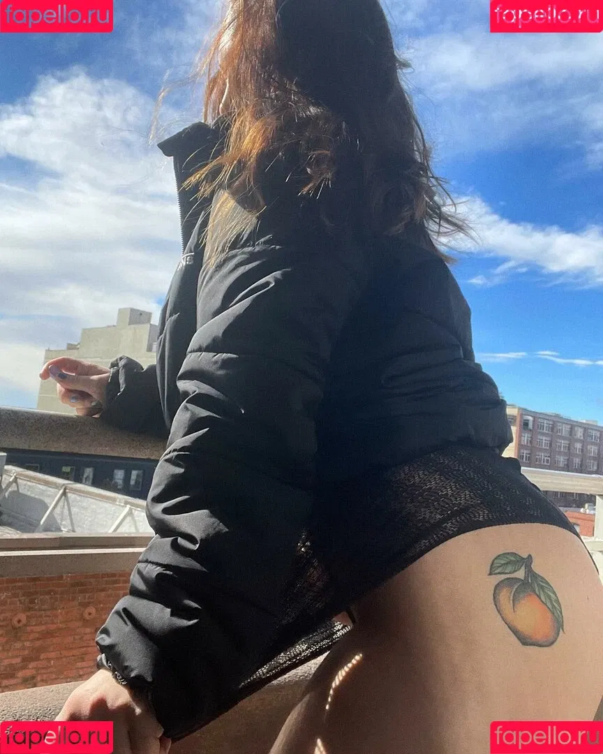 Sativa Sparks Onlyfans Photo Gallery 