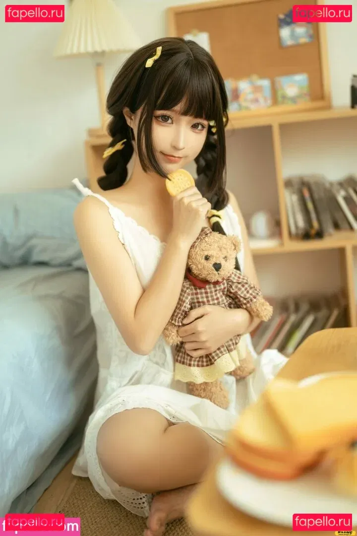 Chunmomo Onlyfans Photo Gallery 