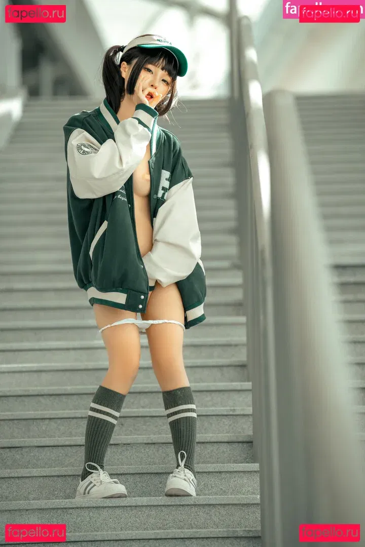 Chunmomo Onlyfans Photo Gallery 