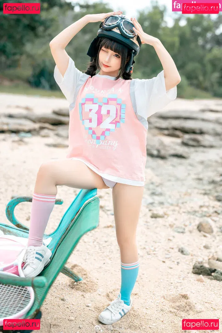 Chunmomo Onlyfans Photo Gallery 