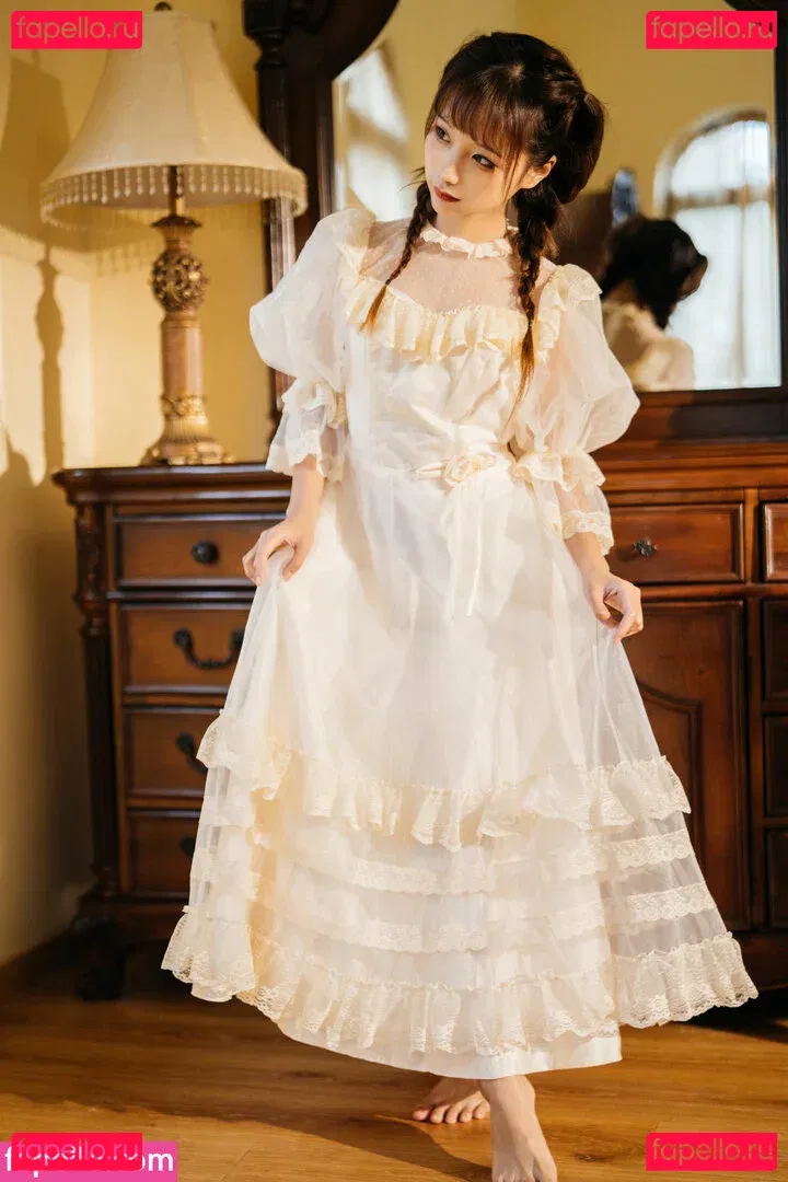 Chunmomo Onlyfans Photo Gallery 