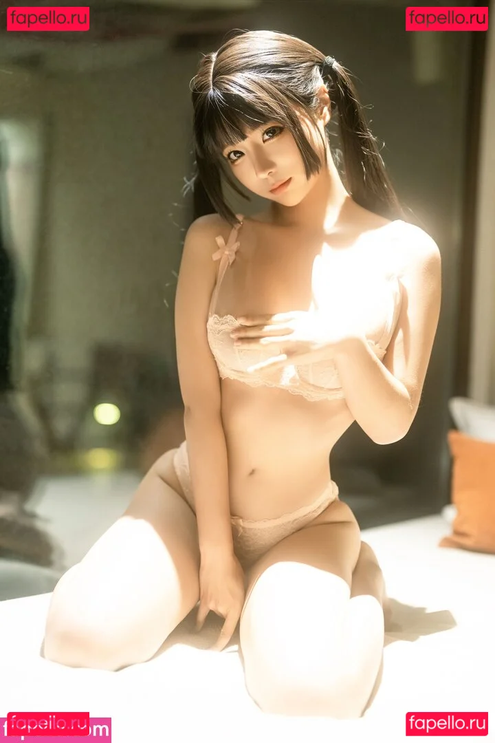 Chunmomo Onlyfans Photo Gallery 