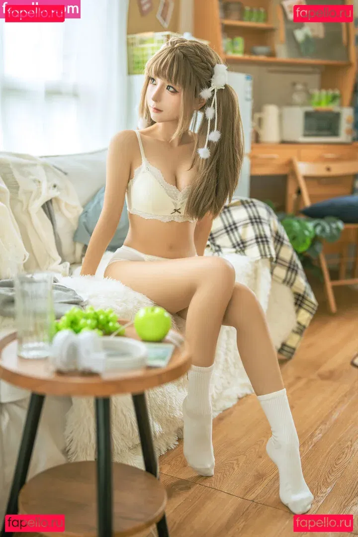 Chunmomo Onlyfans Photo Gallery 