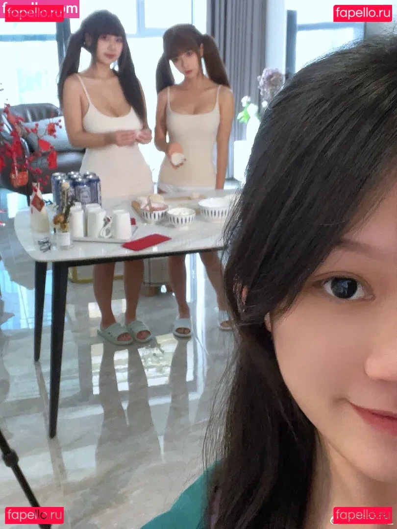 Chunmomo Onlyfans Photo Gallery 