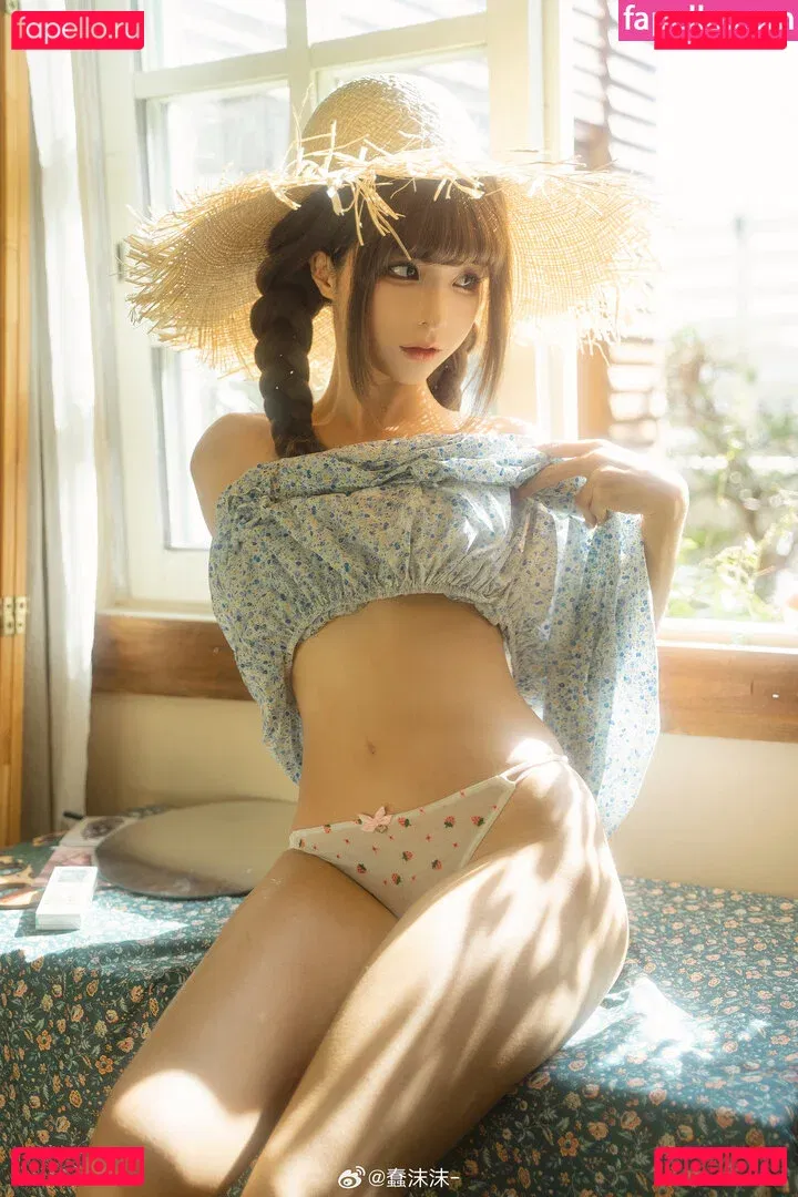 Chunmomo Onlyfans Photo Gallery 