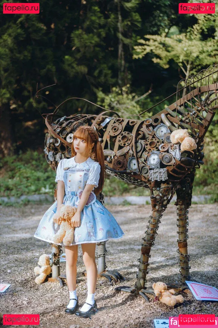 Chunmomo Onlyfans Photo Gallery 