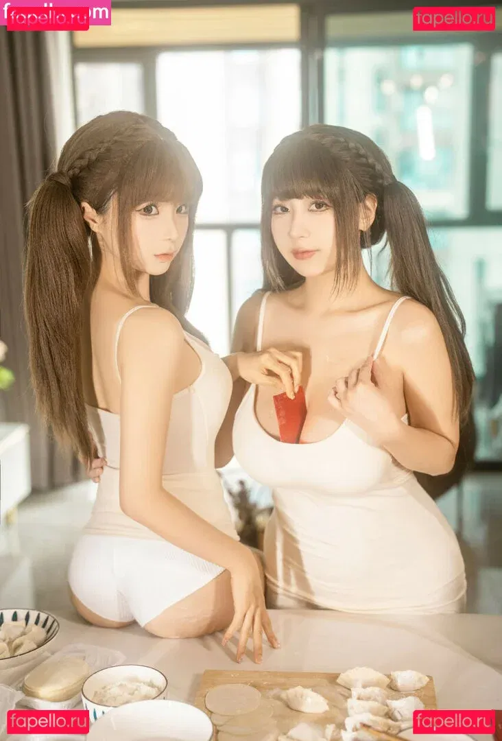 Chunmomo Onlyfans Photo Gallery 