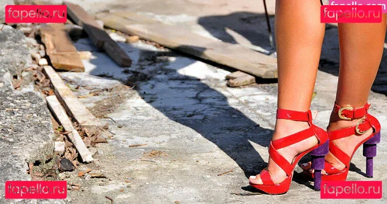 Paparazzo Onlyfans Photo Gallery 