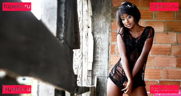 Paparazzo Onlyfans Photo Gallery 