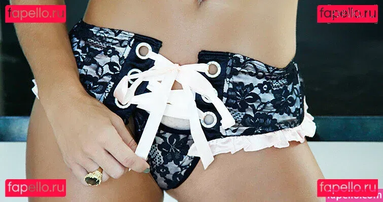 Paparazzo Onlyfans Photo Gallery 