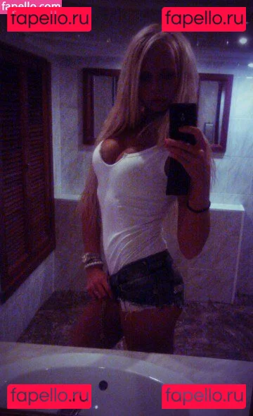 SUMMERLOVESUMMER Onlyfans Photo Gallery 