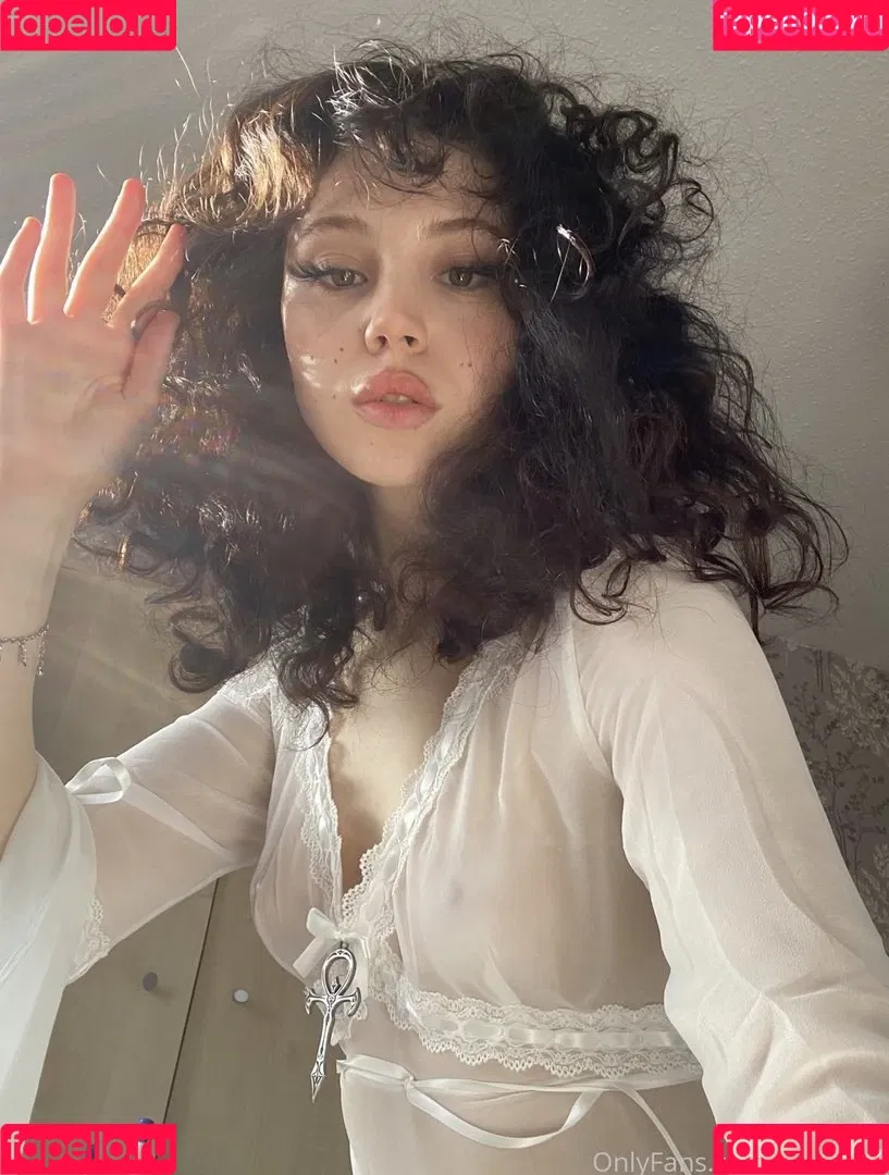 Mina Bell Onlyfans Photo Gallery 