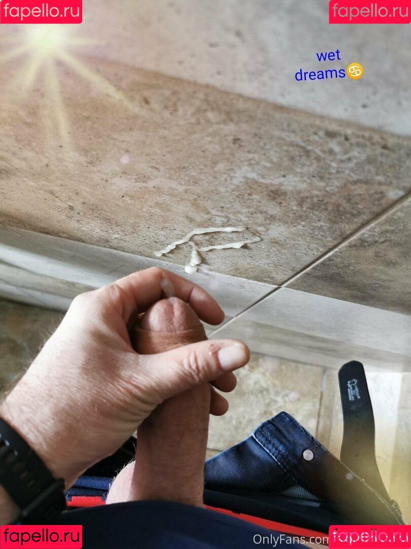 uwetdreams Onlyfans Photo Gallery 