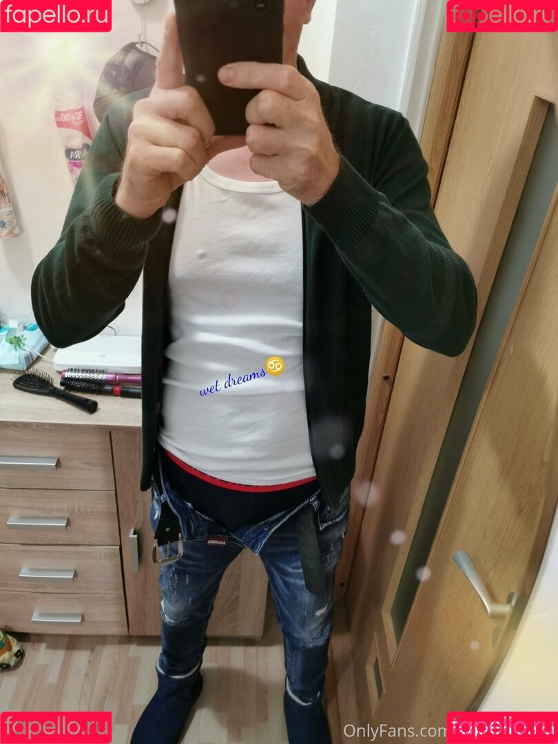 uwetdreams Onlyfans Photo Gallery 