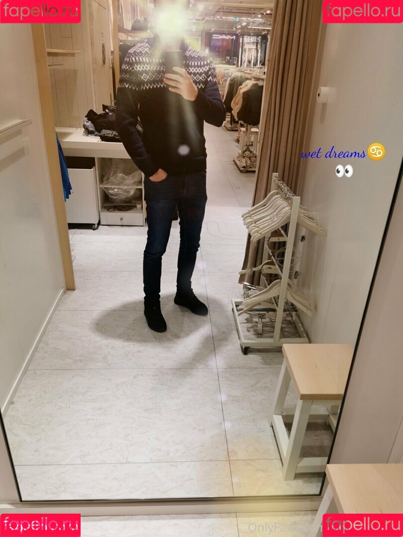 uwetdreams Onlyfans Photo Gallery 