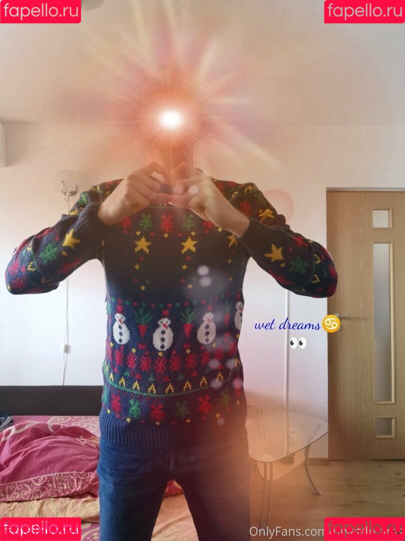 uwetdreams Onlyfans Photo Gallery 