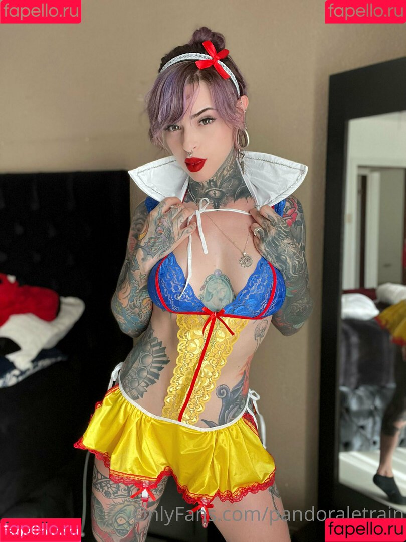 Pandora Letrain Onlyfans Photo Gallery 
