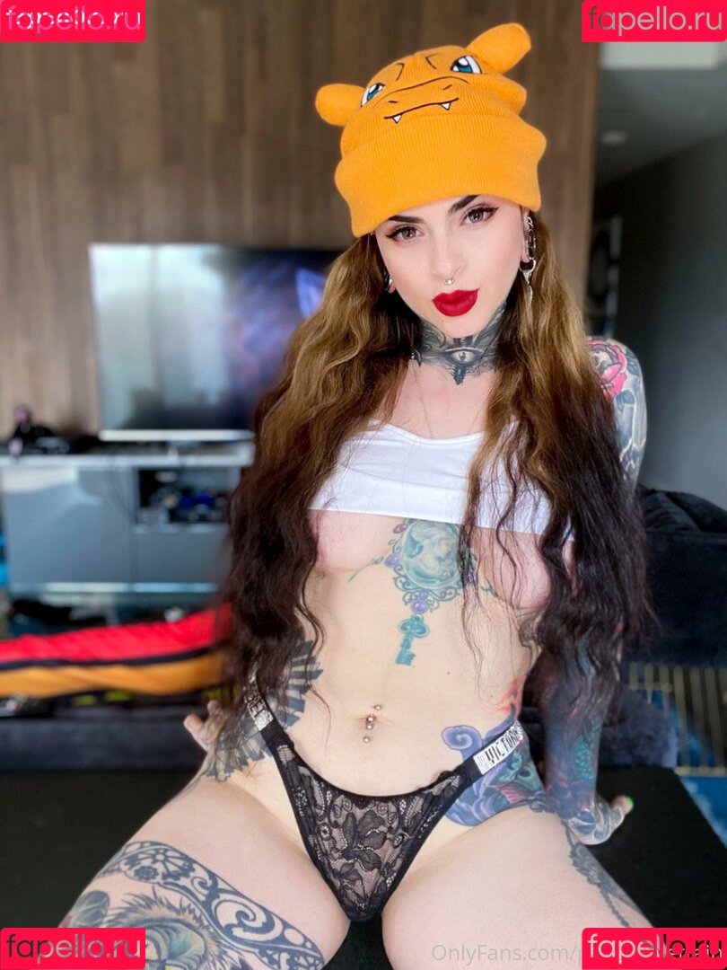 Pandora Letrain Onlyfans Photo Gallery 