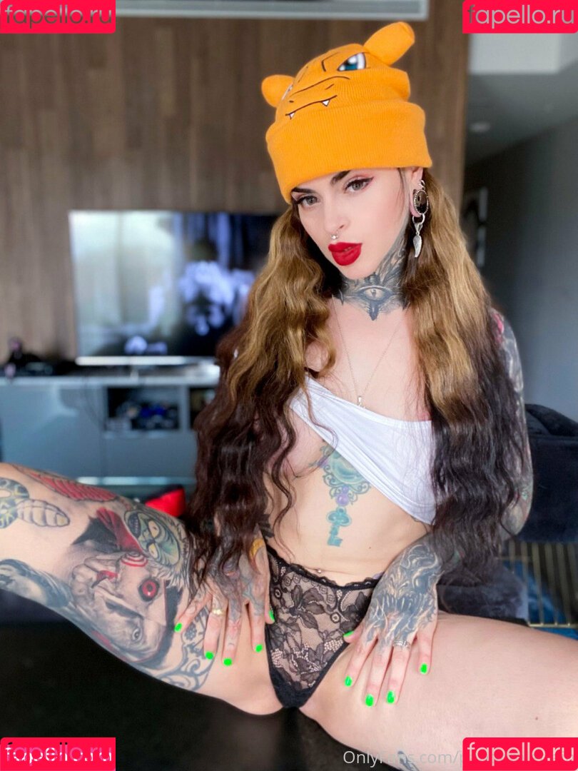 Pandora Letrain Onlyfans Photo Gallery 