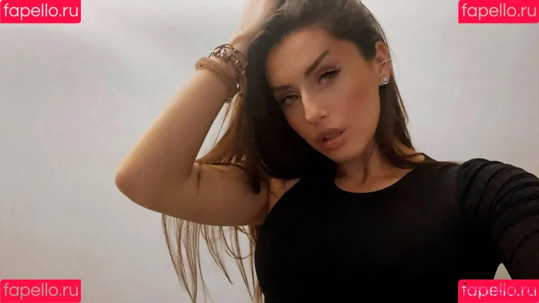 Adalline Onlyfans Photo Gallery 