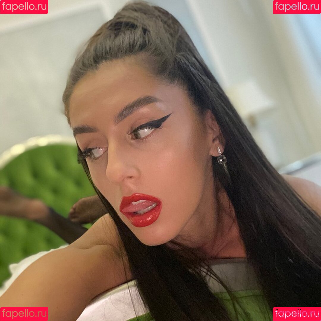 Adalline Onlyfans Photo Gallery 