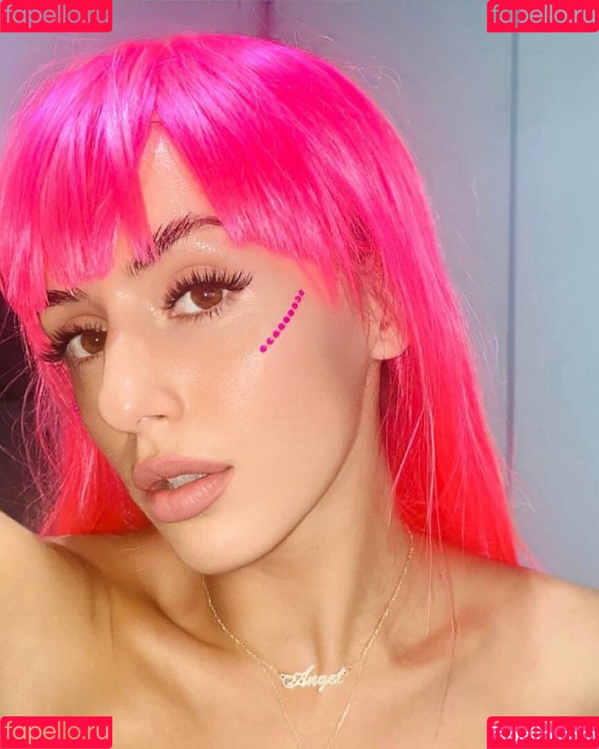 Adalline Onlyfans Photo Gallery 